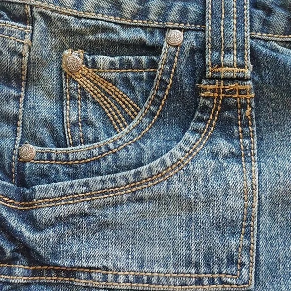 HINT JEAN SHORTS - Picture 3 of 16